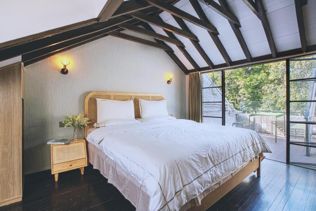 Shanghai Downtown Hills Boutique Guesthouse - Near Metro Line 7, Exit 3, Changping Road Bagian luar foto
